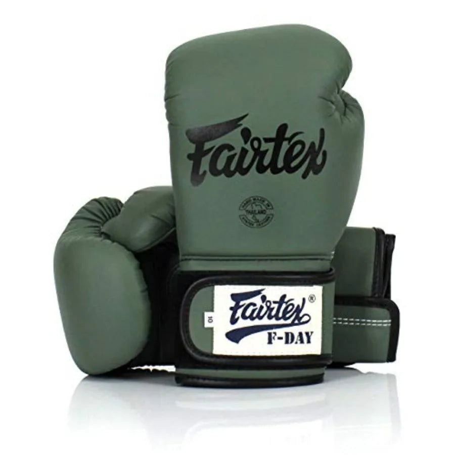 Muay Thai Boxing Gloves Unisex 12oz Lightweight Shock Absorbent Premium Quality
