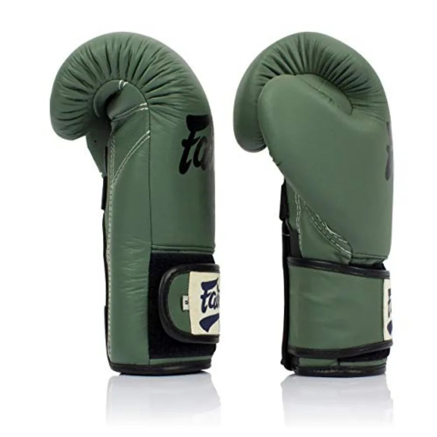 Muay Thai Boxing Gloves Unisex 12oz Lightweight Shock Absorbent Premium Quality