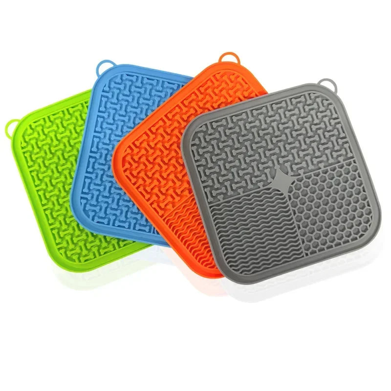 Licking Mat Slow Feeder For Dogs And Cats Suction Cups